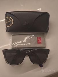 Occhiali da sole Rayban 4159 826/32 N
