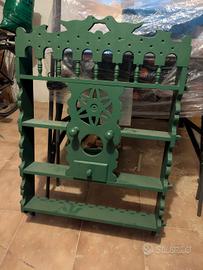 Scaffale porta spezie decorato in legno 