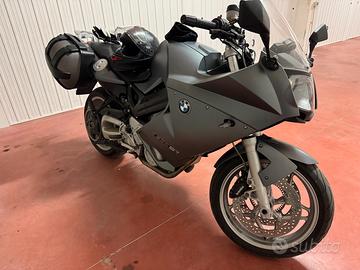 BMW F800 ST 2009 - accessoriata, prezzo trattabile