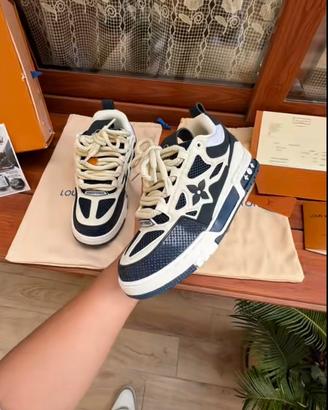 Louis Vuitton LV Skate Black / White