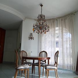 Tavolo con 6 poltroncine antiquariato