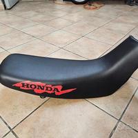 Sella nera nuova per Honda Dominator 650