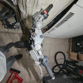 forcella VFR RC36 e caffe racer/custom