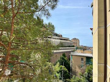 3 LOCALI A GENOVA
