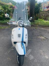 Vespa gts 300