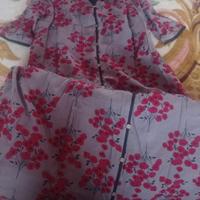 vestiti premaman 15 euro entrambi