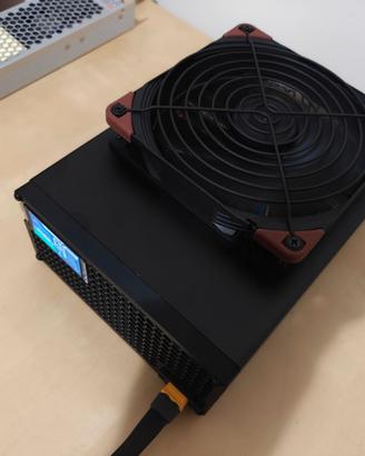 Bitcoin miner nerdOCtaxe 8 x Asic Bm1370