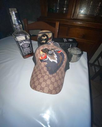 Cappello gucci