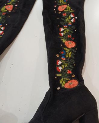 stivale in velluto nero 