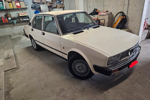 alfa romeo alfetta 2.0 