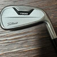 Ferri golf Titleist T200