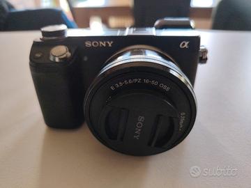 Sony NEX-6 + 16-50 OSS – kit completo 3 batterie