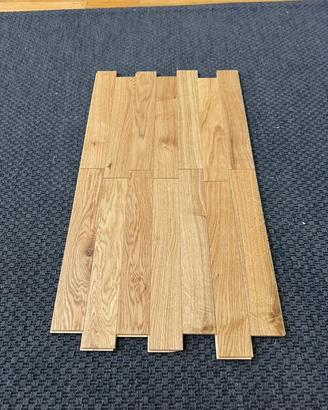 Listello parquet rovere poco nodata a Savona