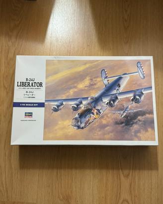 Kit Hasegawa 1/72 B-24J Liberator