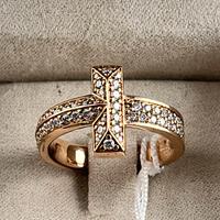 Anello in oro rosa con diamanti