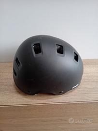 Caschetto di protezione Oxelo