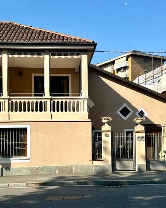 CASA SEMINDIPENDENTE A GRUGLIASCO