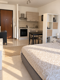 CASTELLANZA –MONOLOCALE ARREDATO CON BOX AUTO