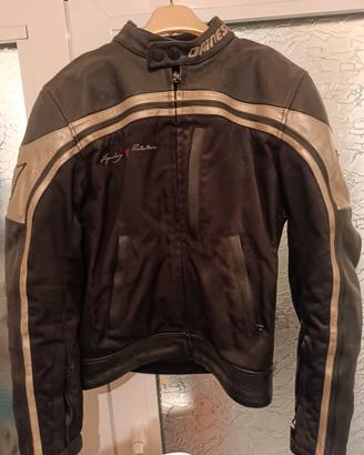 giacca e pantaloni Dainese e cavalletto moto