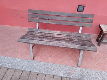 panchina da giardino 