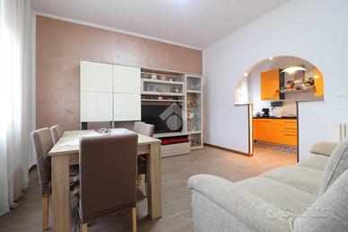 VILLA SINGOLA A PORTO MANTOVANO