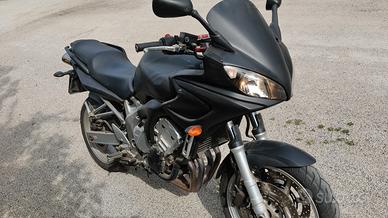 Yamaha fazer FZ6 akrapovic Power Commander