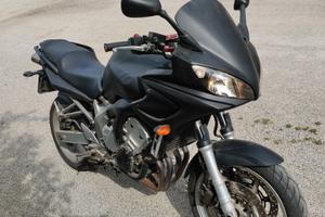 Yamaha fazer FZ6 akrapovic Power Commander