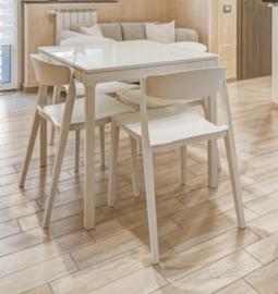 tavolo vetro estensibile con sedie 