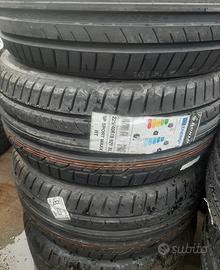 225/40/18 dunlop nuove
