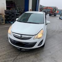 Ricambi Opel Corsa 2013 - Veicolo per ricambi