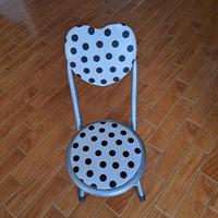 sgabello per bambini