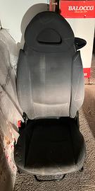 Sedili grigi per smart 450