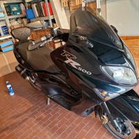 Yamaha T Max - 2004