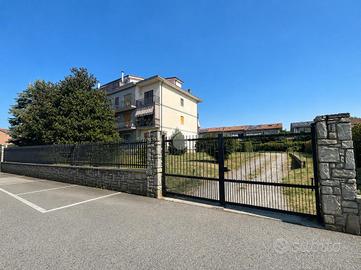 2 LOCALI A RIVALTA DI TORINO