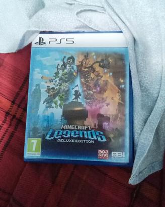 Minecraft  Legends Deluxe edition