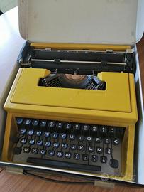 Macchina da scrivere Olivetti Underwood 310