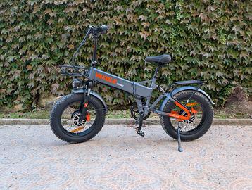 Bici elettrica doppio motore