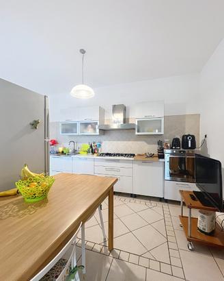 Quadrivano Luminoso in Centro Città