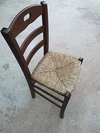 Sedie paesane in legno