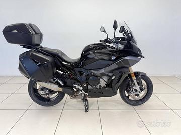BMW S 1000 XR Triple Black
