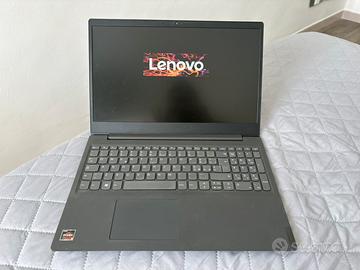 Lenovo V15-ADA - Ryzen 3 / 8GB RAM / SSD 256GB