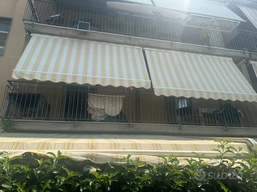 Numero 4 tende da sole (2 da mt 3,50) (2 da 1,,80)