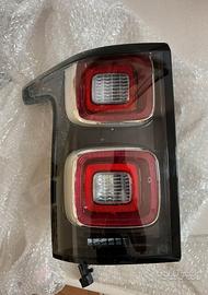 Fari posteriori e paraurti  range rover l405