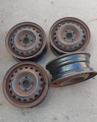 4 Cerchi Auto 13"