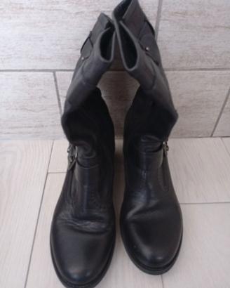 Stivali Nero Giardini pari al NUOVO