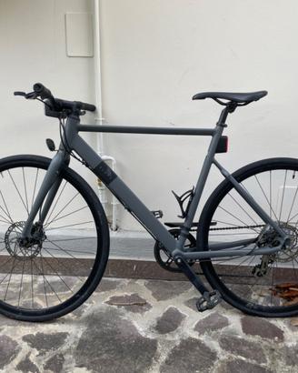 Bicicletta Elops freni a disco