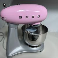 SMEG SMF02PKEU Impastatrice Planetaria Rosa