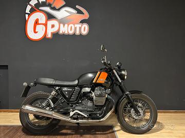 Moto Guzzi V7 II special