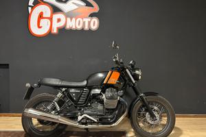 Moto Guzzi V7 II special
