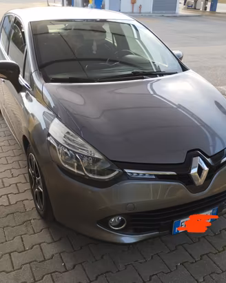 Renault Clio 4 serie versione duel 